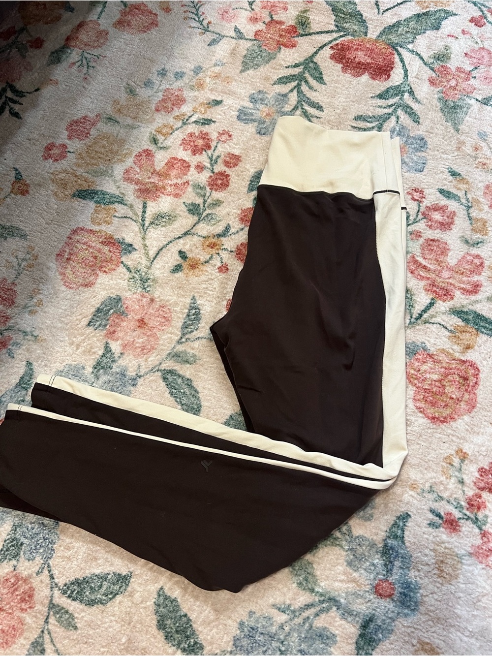 Old navy workout leggings two toned